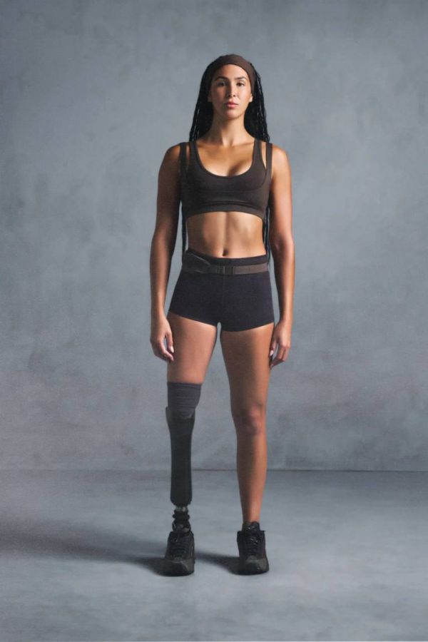 Nike и Brand Kim Kardashian, Skims, выпустили первую общую коллекцию 4 9574f8ca4b878708f211a250159b4e4b